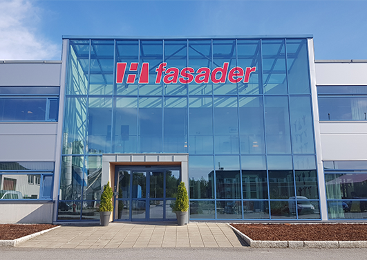 H-fasader inngangsparti fremside.png