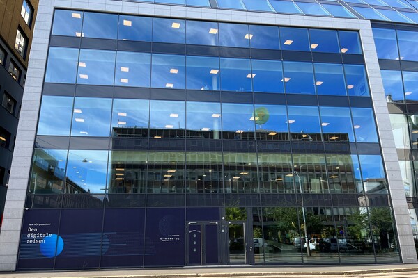 Store glassfasader