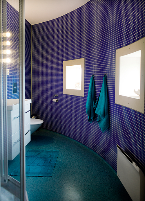 badet i tanken_foto Martin Otterbeck_.png badet i tanken_foto Martin Otterbeck_.png